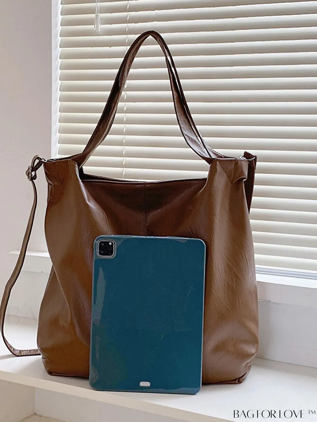 BagForLove - Chic & Spacious Faux Leather Shoulder Tote - Sleek & Stylish Design.