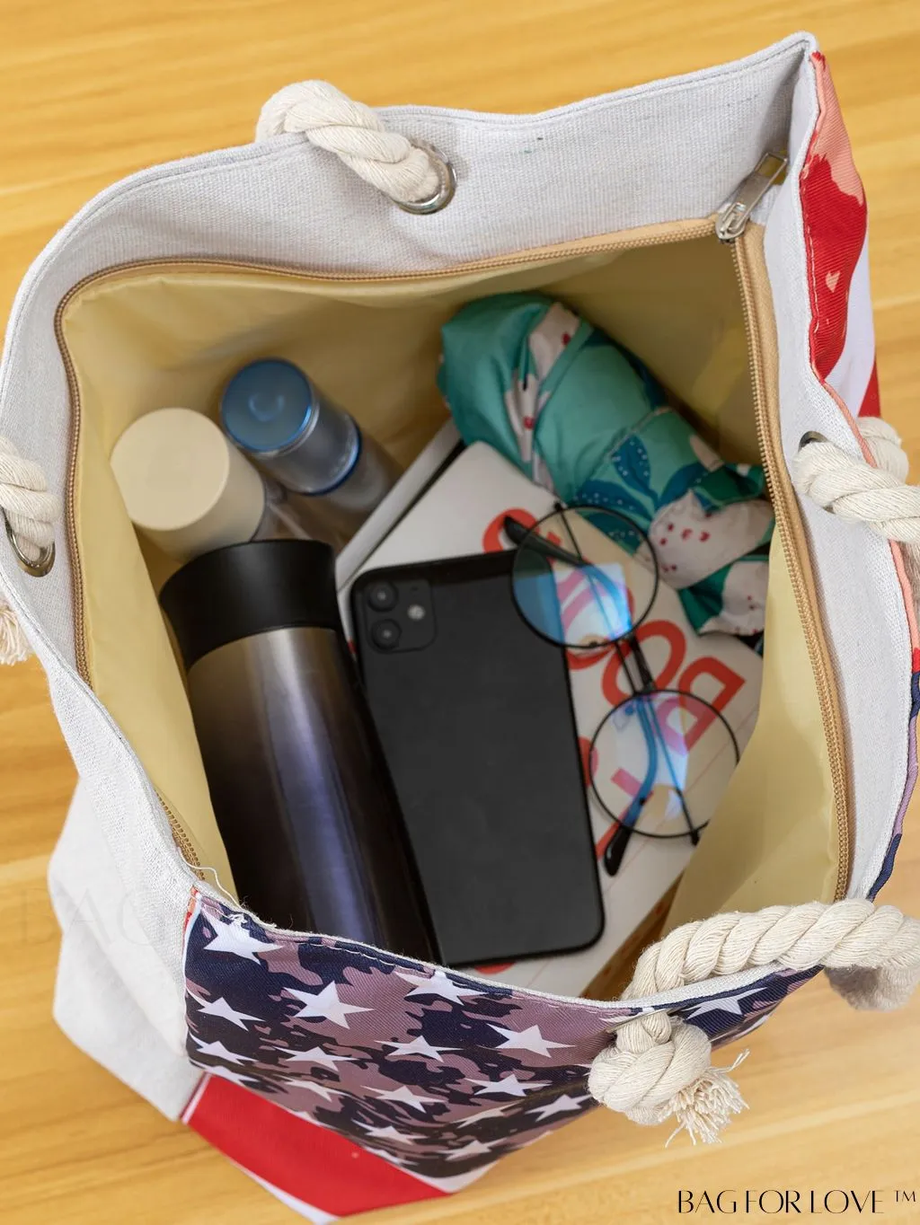BagForLove - Flag Pattern Student Tote: Show Your National Pride!