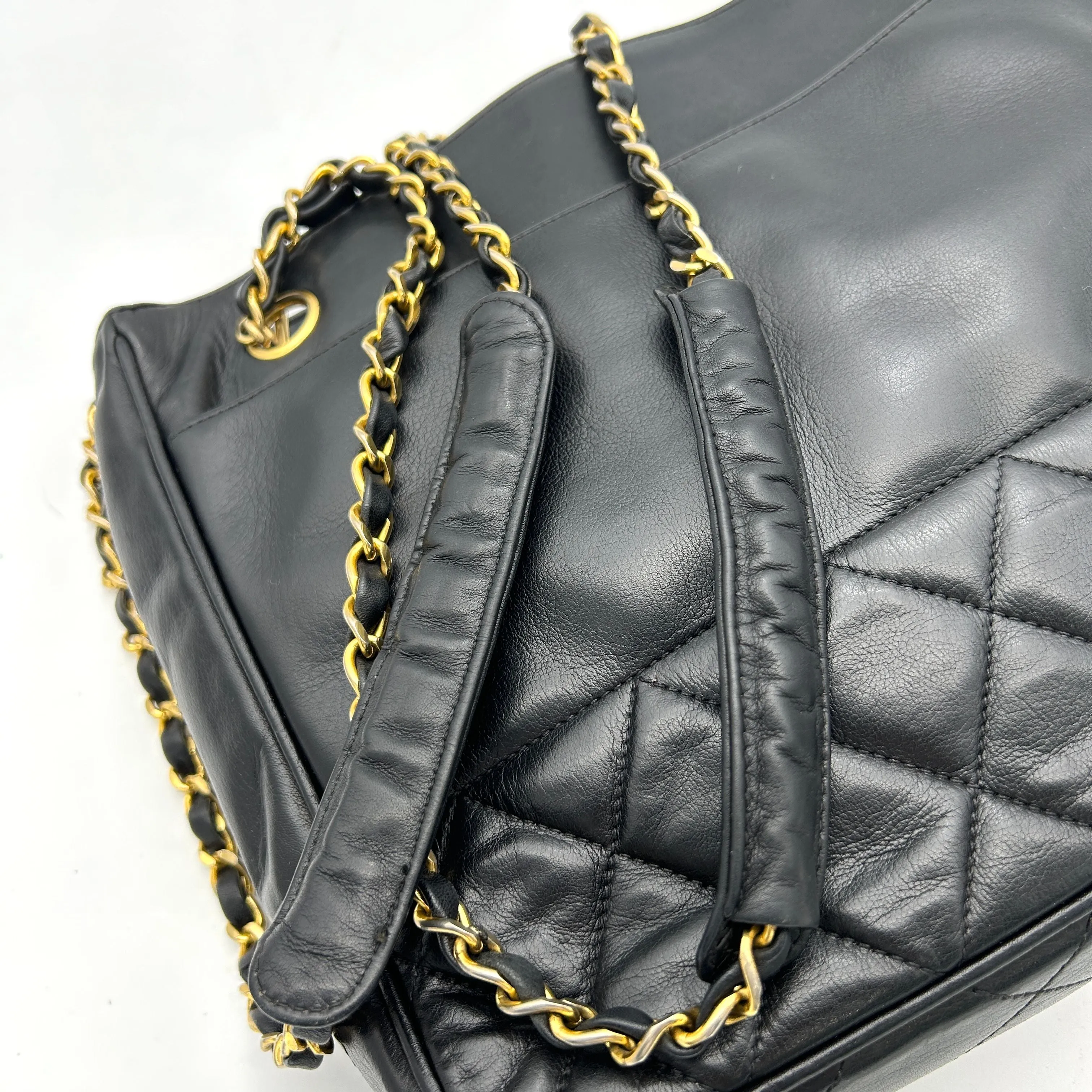 Chanel Quilted Chain Tote - Black Totes, Handbags ch8865fd