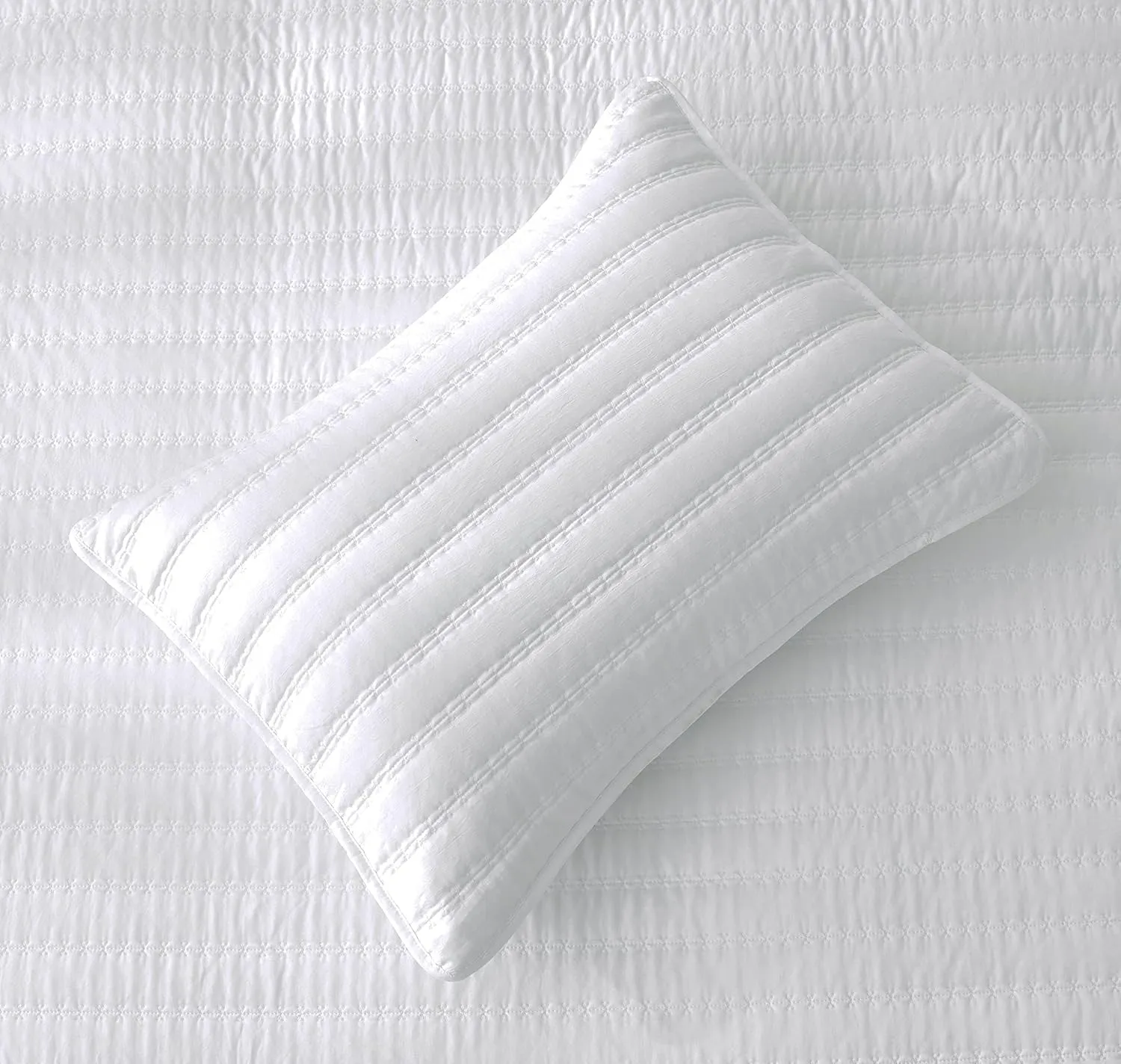 Chezmoi Collection Valkyrie 3-Piece White Queen Size Quilt Set - Cross Stitch Stone-Washed Super Soft Microfiber Lightweight Quilted Bedspread Coverlet Set for All Seasons