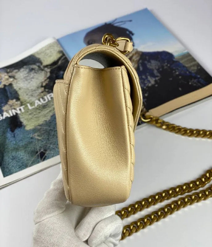 COLLEGE MEDIUM CHAIN BAG IN QUILTED LEATHER GOLDEN OLIVE