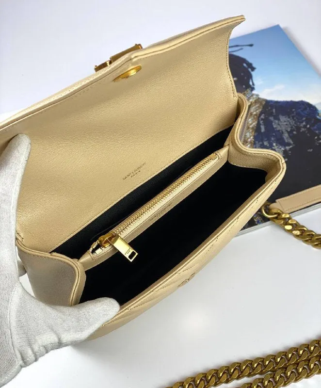 COLLEGE MEDIUM CHAIN BAG IN QUILTED LEATHER GOLDEN OLIVE
