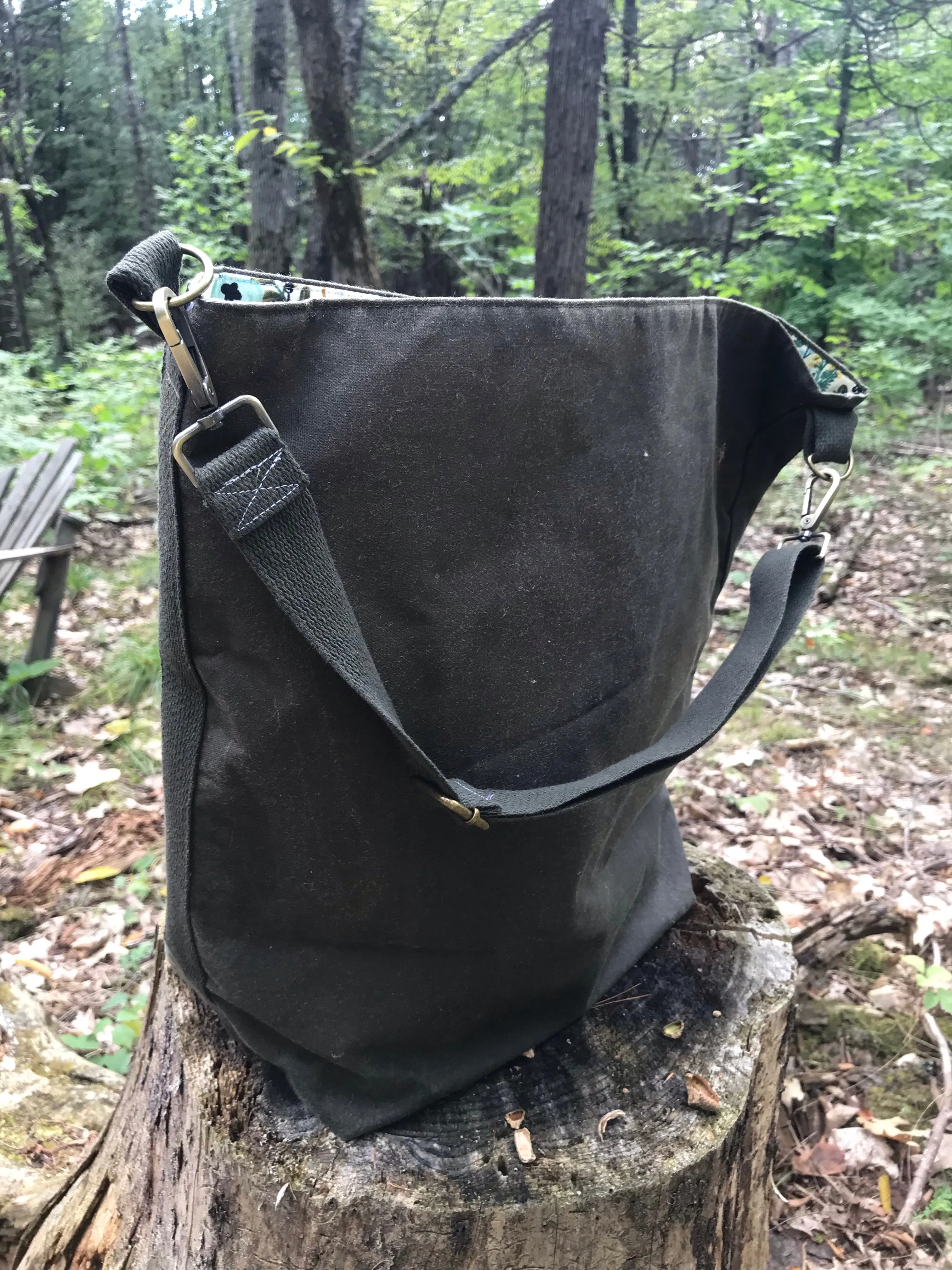 Field Tote Bag Soft Olive Waxed Canvas & Rifle Paper Co Lined