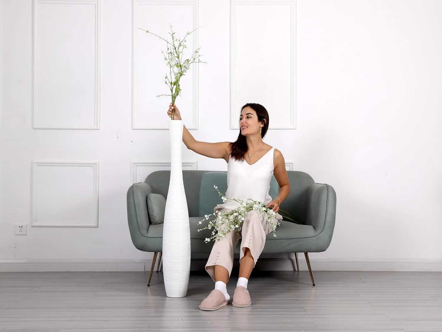Leewadee Decorative Tall Floor Vase for Living Room Decor, 41 inches, White, Resin