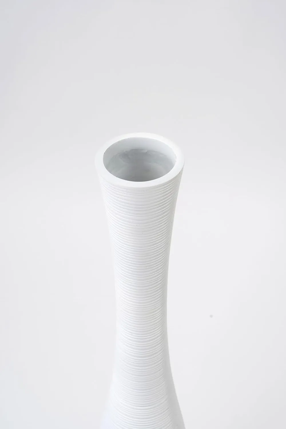 Leewadee Decorative Tall Floor Vase for Living Room Decor, 41 inches, White, Resin