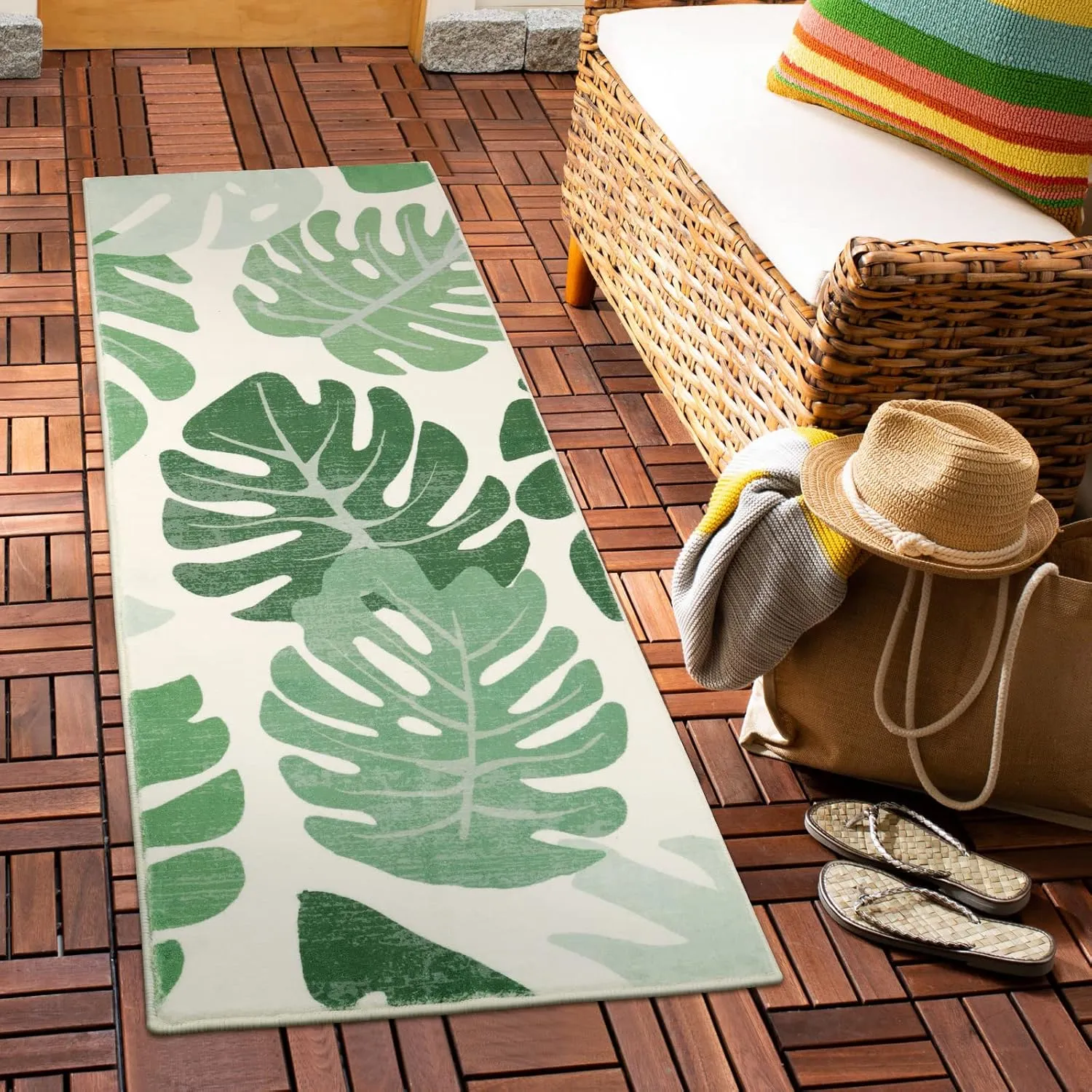 Lukinbox Bathroom Runner Rugs - Green Leaf Non-Slip Washable Bath Mats, Soft Velvet Bath Rug Cute Long Area Rug for Bathroom Kitchen Hallway Bedroom Living Room, 20"x59"
