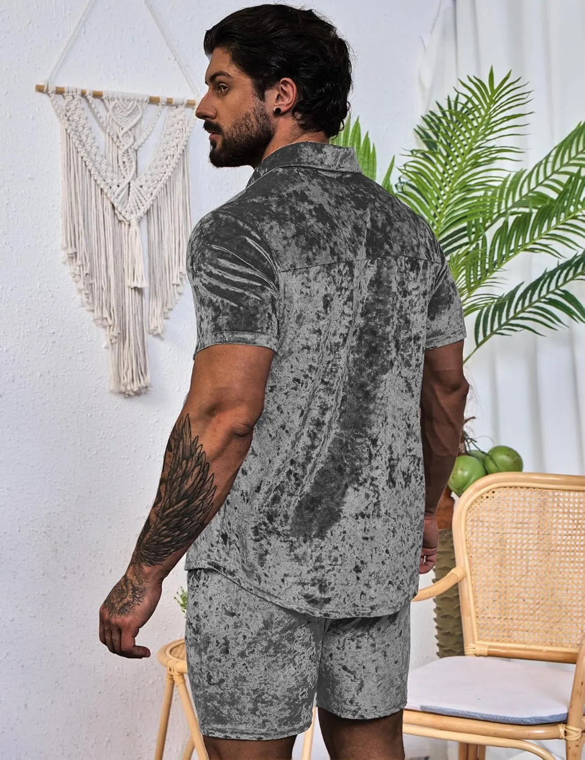 Mens Tracksuit Diamond Velvet Shirts and Shorts Set Fashion Casual 2 Piece Outfits for Men