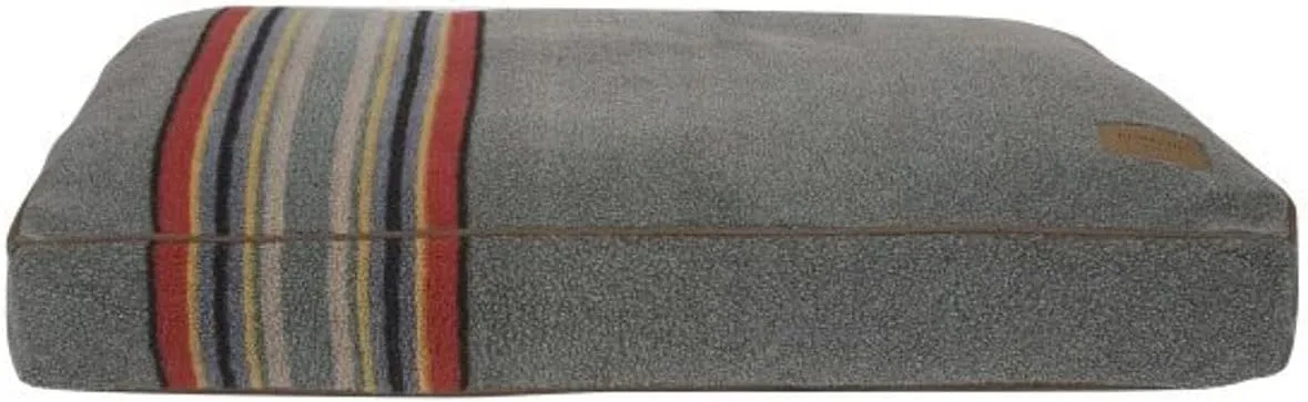 PENDLETON The Collection Yakima National Park Bed - Heather Green Extra Large 48"x36"x