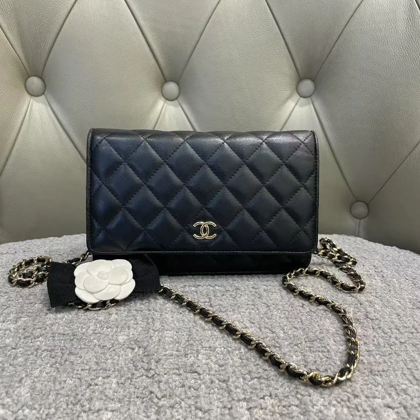Preloved Chanel Quilted Black Leather Wallet on Chain Shoulder Bag
