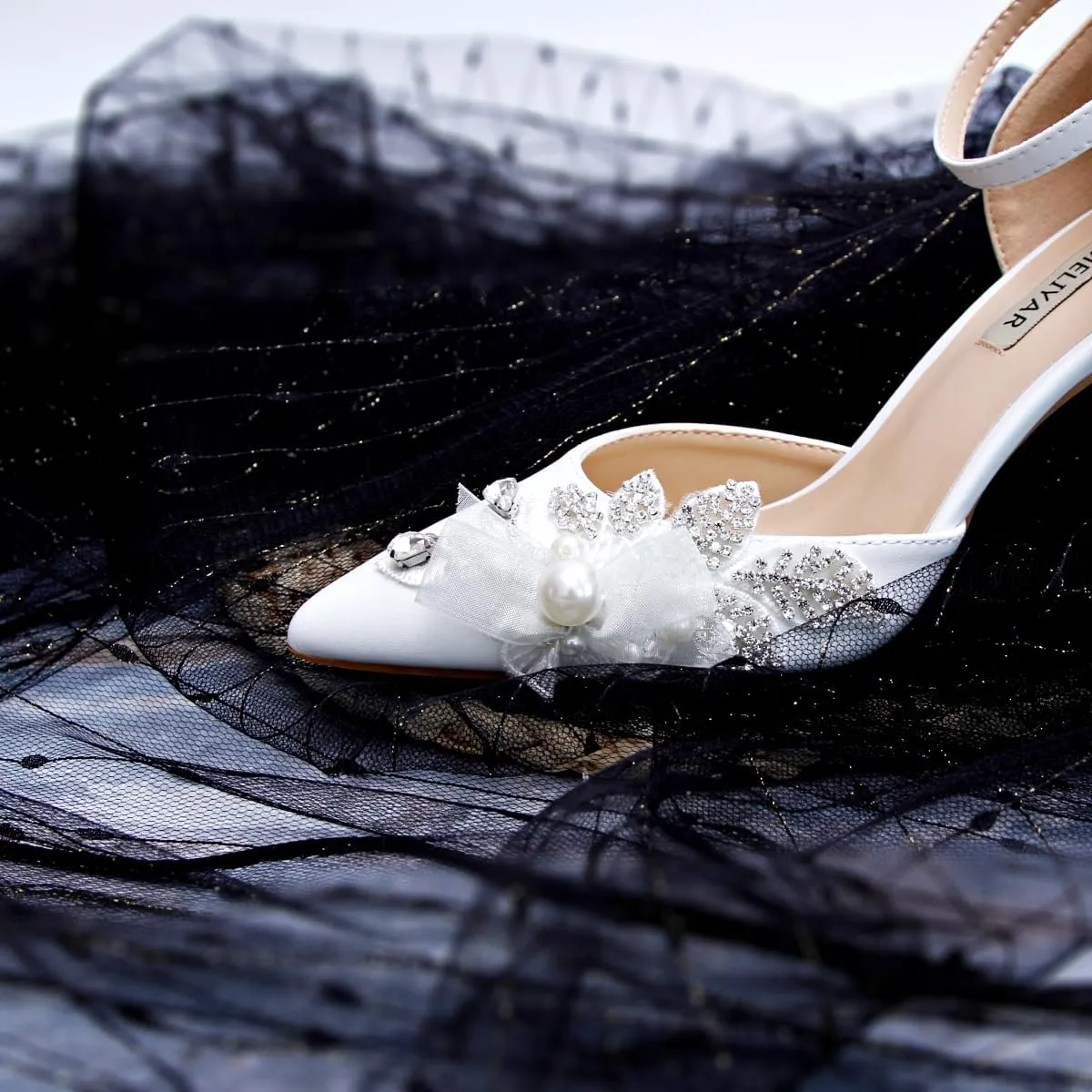 Rhinestone Bridal Shoes Wedding Shoes White Word with Stiletto high Heels Women's Sandals Dress Shoes Crystal Shoes