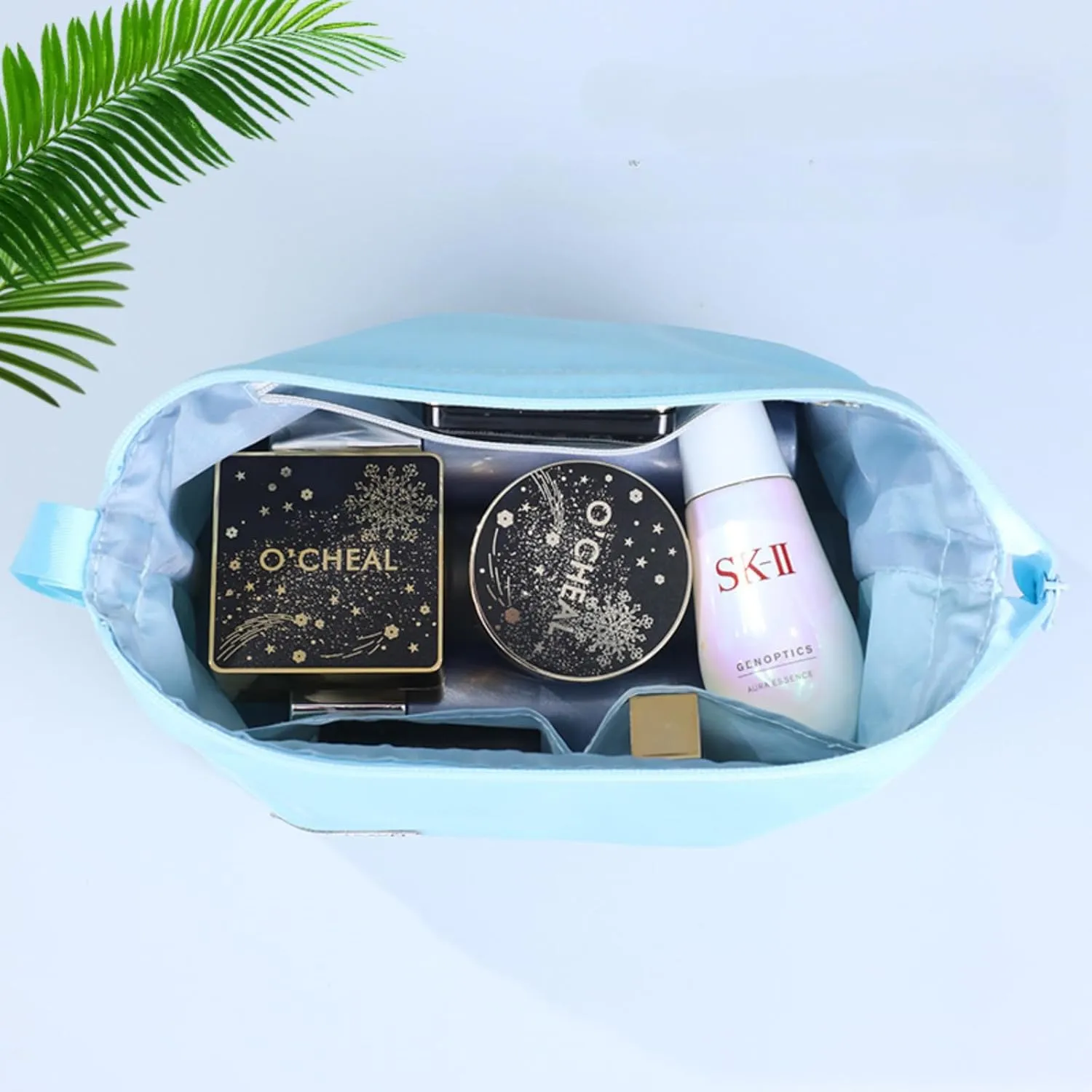 Toiletry Travel Bag For Men Women,Light Portable Waterproof Makeup Cosmetic Bag,Travel Organizer Packing Cubes (Sky blue)
