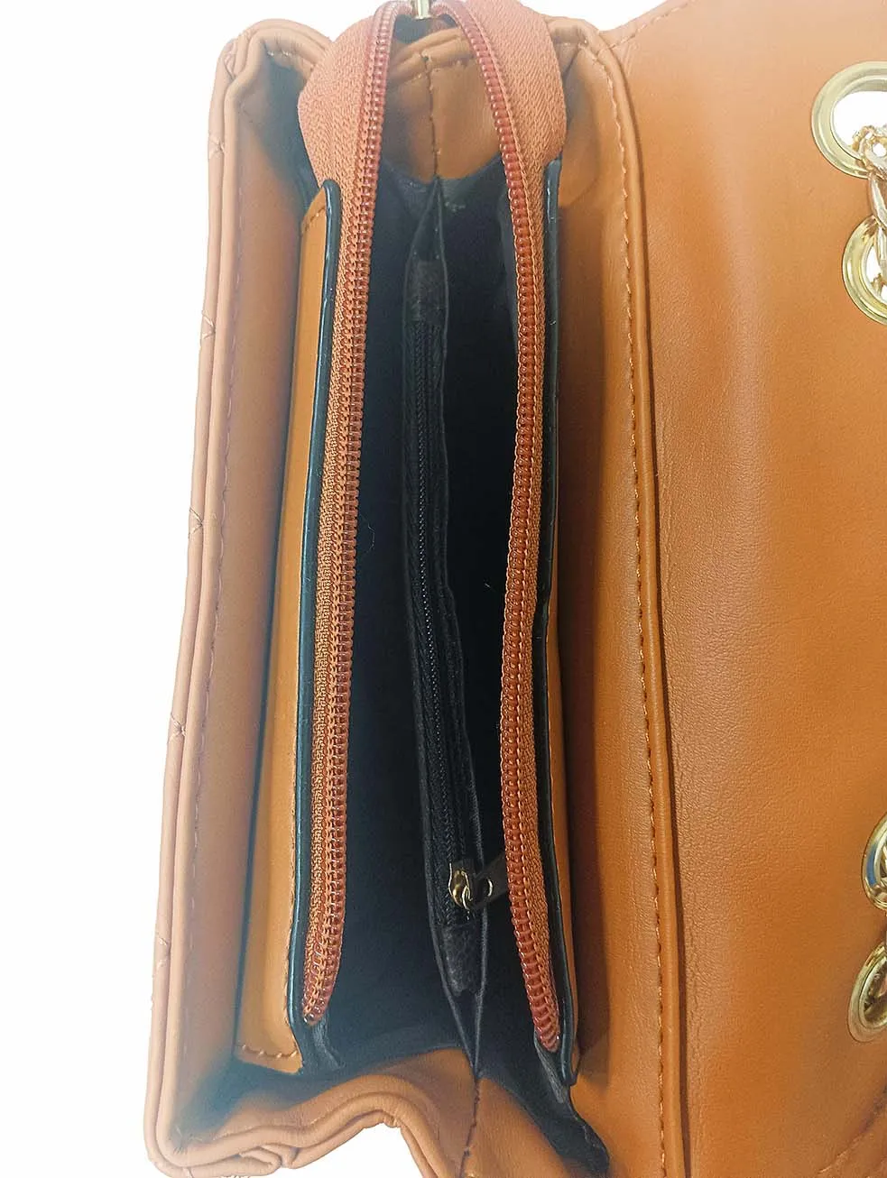 Trendy Quilted sling bag with metal chain strap