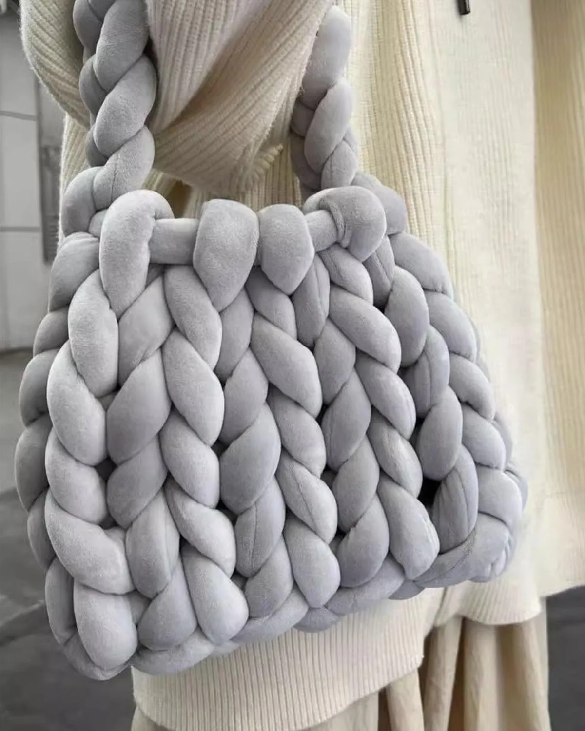 Velvet Chunky Yarn for Arm Knitting - Super Soft Bulky Giant Tubular Weight Jumbo Yarn for DIY Crochet, Hand Knitting Thick Blanket, Pet Bed, Rugs, Pillow, Handbag (0.55lb-Light Gray)