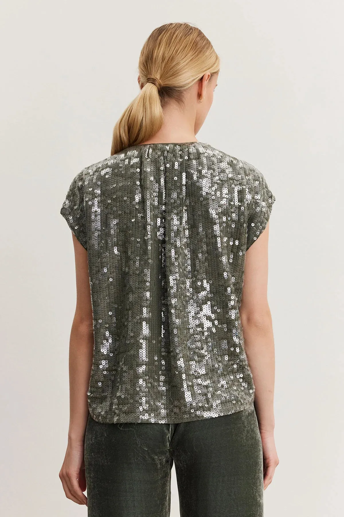 Velvet - Elorie - Sequins Top in Gunmetal