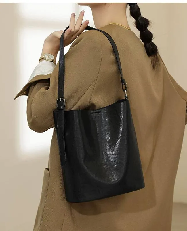 “Vera” – elegant genuine leather bag