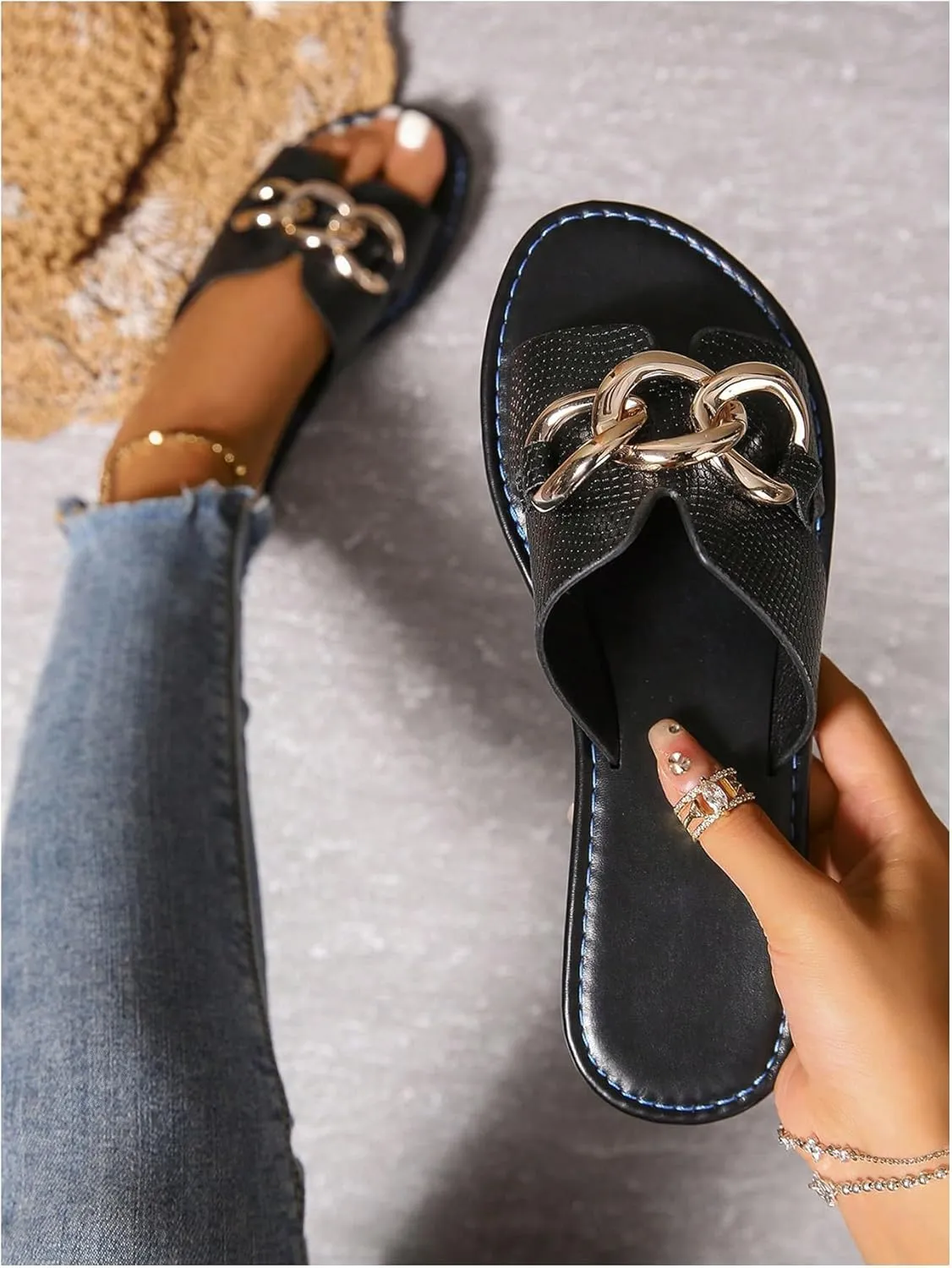 Verdusa Women's Open Toe Chain Flat Sandals Faux Leather Summer Slippers Slip on Slides
