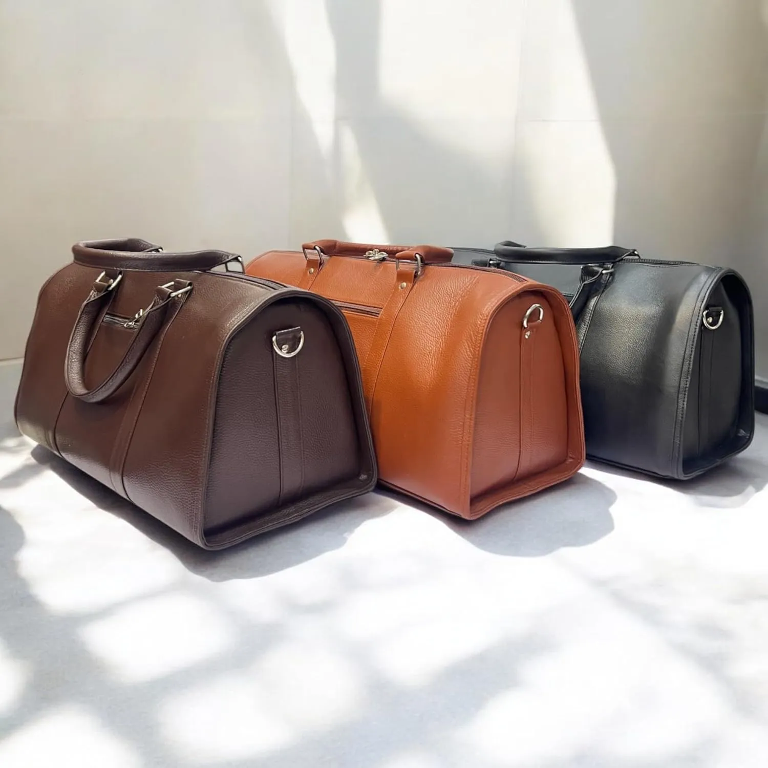 Voyager Cowhide Leather Duffel Bag – Travel & Gym Bag in Medium and Large (Dark Brown, Caramel Brown, Black). (Cramel Brown, Large)
