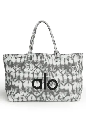 Welcome Gift - Tie Dye Shopper Tote