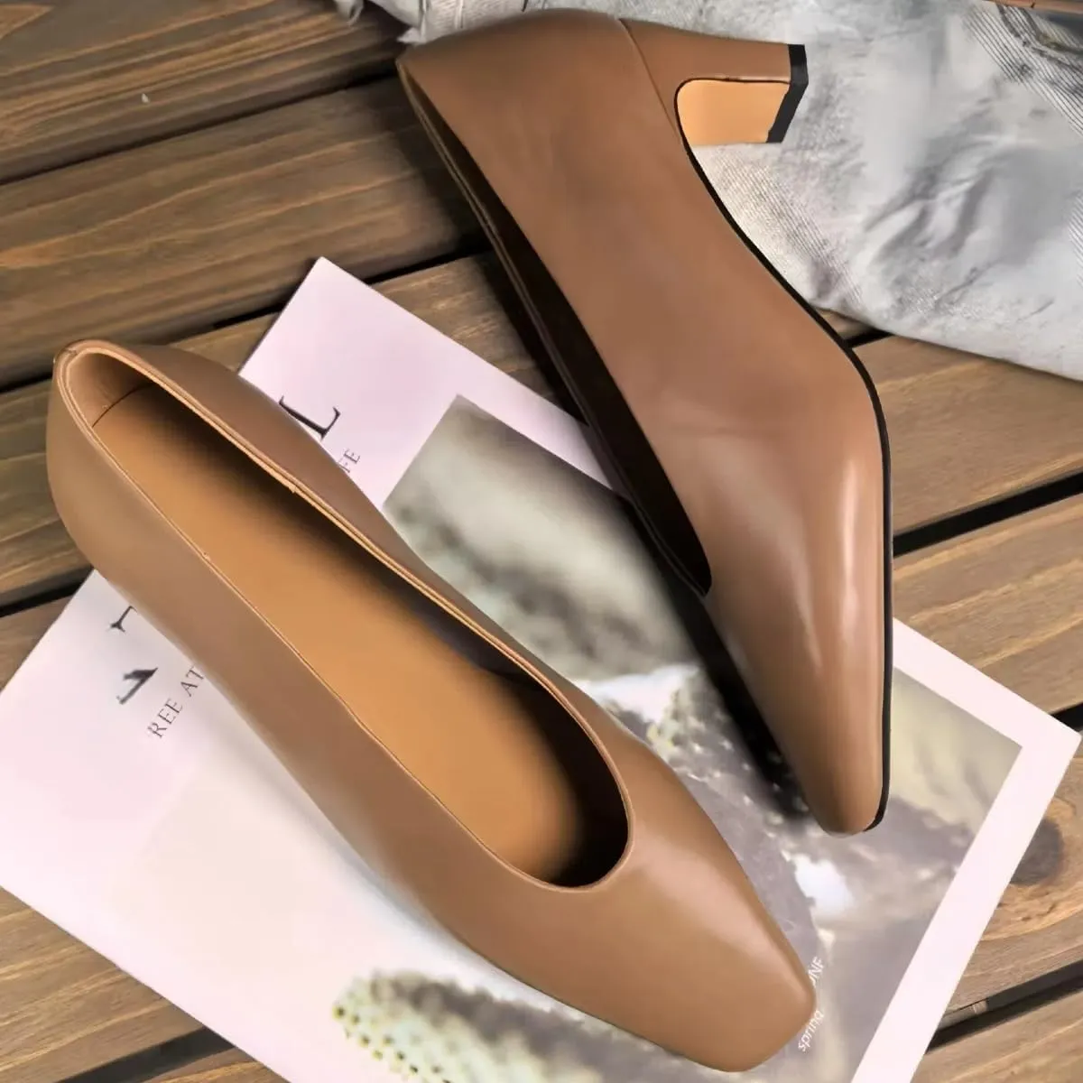 Women's Retro Pumps Chunky Block Heel Genuine Leather Shoes Matte Silk Lining Office Closed Toe Heels for Comfort