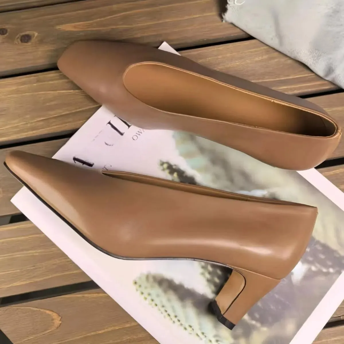 Women's Retro Pumps Chunky Block Heel Genuine Leather Shoes Matte Silk Lining Office Closed Toe Heels for Comfort