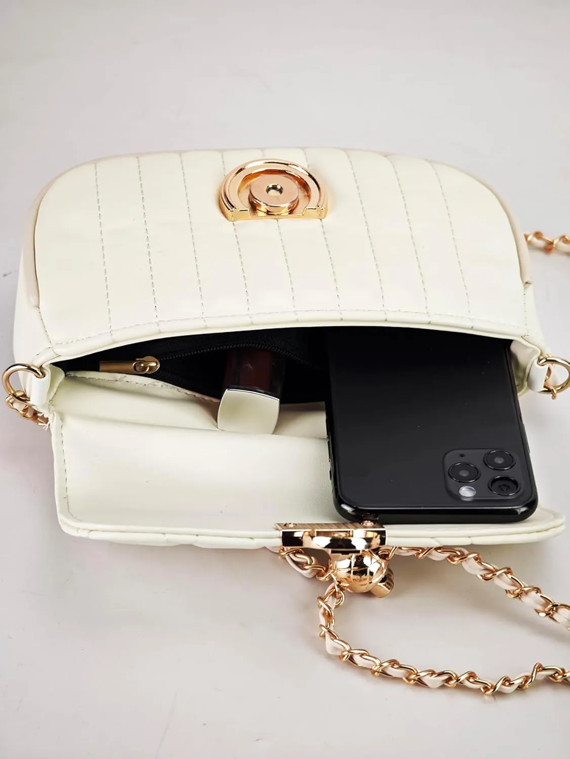 Women's Retro Quilted Handbag Glossy PU Leather Crossbody Bag Lock Evening Clutch Purse With Chain