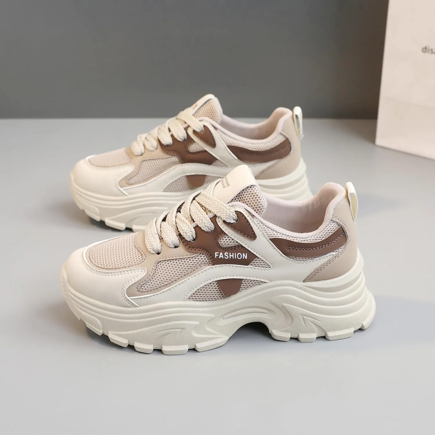 Womens Walking Shoes Fashion Breathable Mesh Platform Sneakers Retro Casual Athletic Shoes
