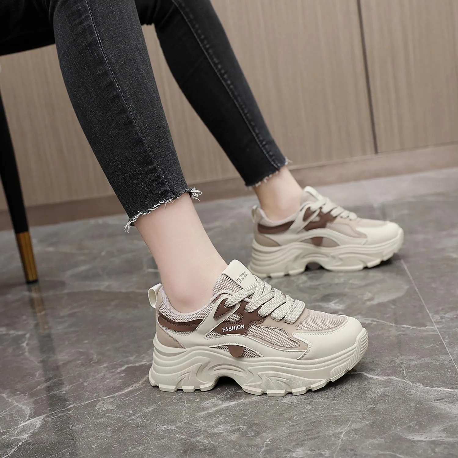 Womens Walking Shoes Fashion Breathable Mesh Platform Sneakers Retro Casual Athletic Shoes