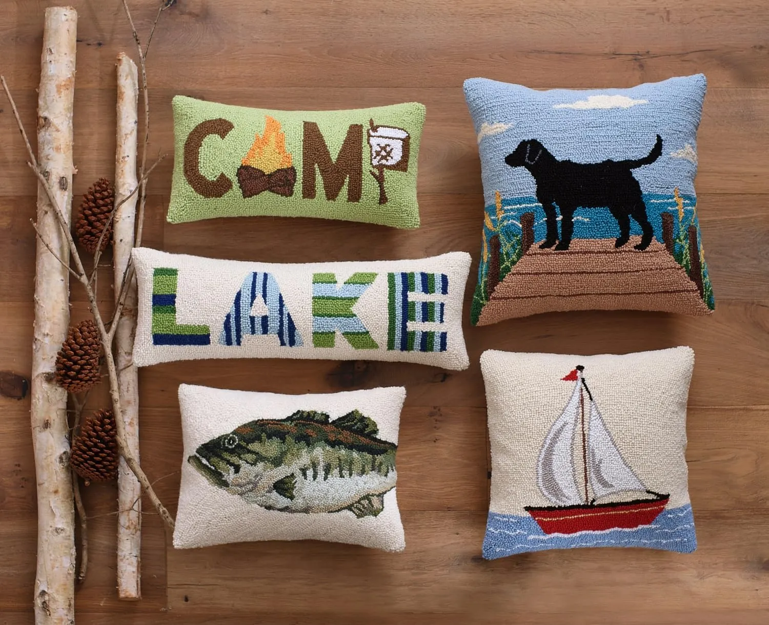 Wool Hook Pillow Shoppe Decorative Pillow, Square, Black Lab on Dock